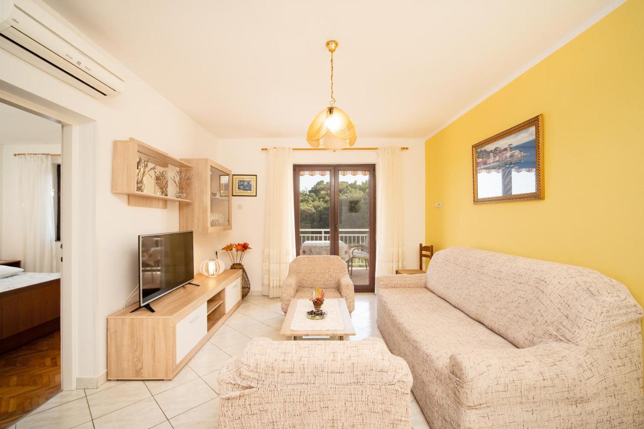 ראבץ Apartmani Zlata מראה חיצוני תמונה